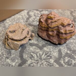 Pet Gecho Or Reptile Rock Hideaway Set.